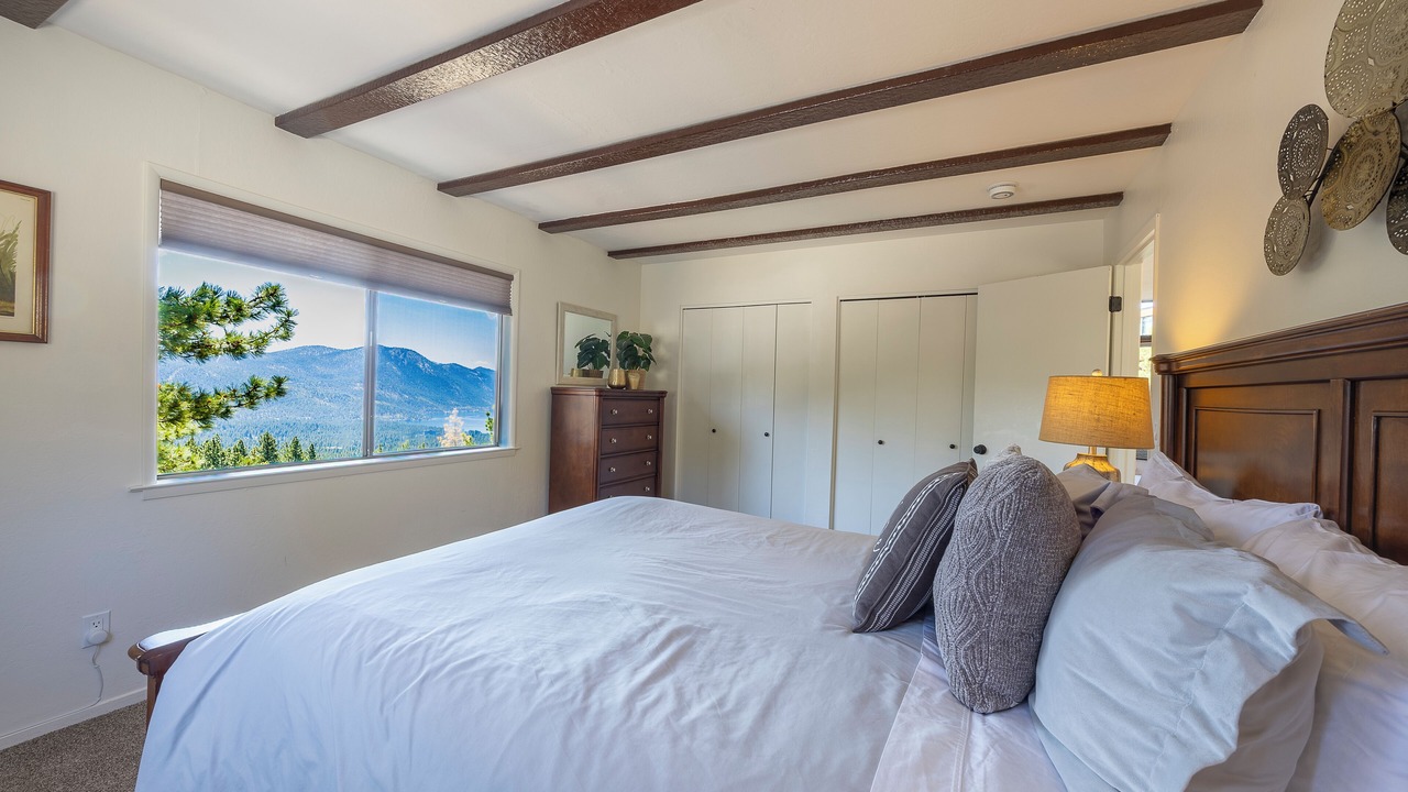 Photo of Bedroom in Incline Village