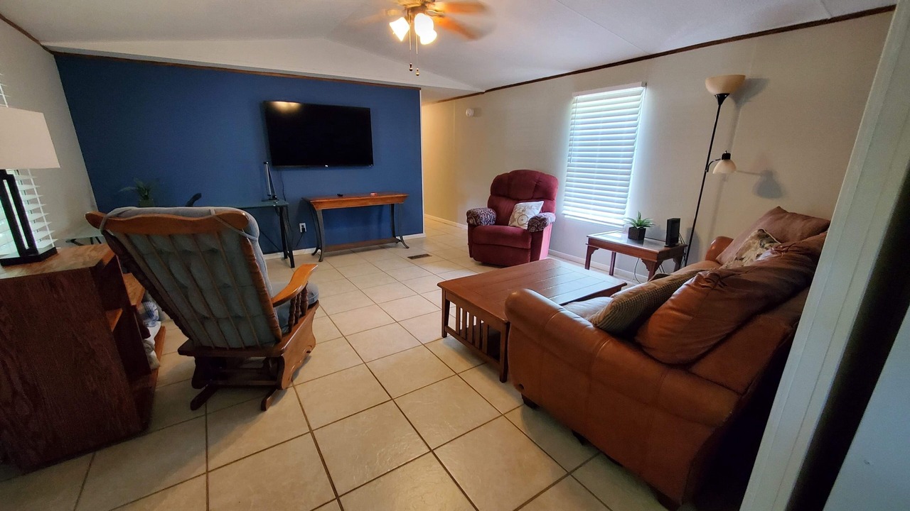 Photo of Livingroom in Fort White