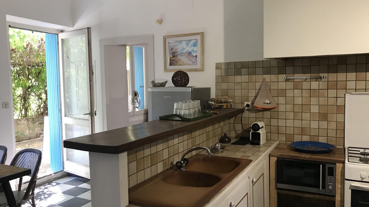 Photo of Kitchen in Rodes