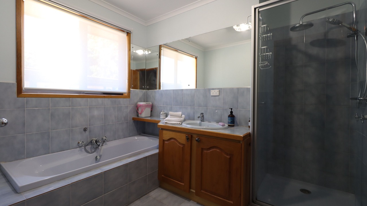 Photo of Bathroom in Coronet Bay