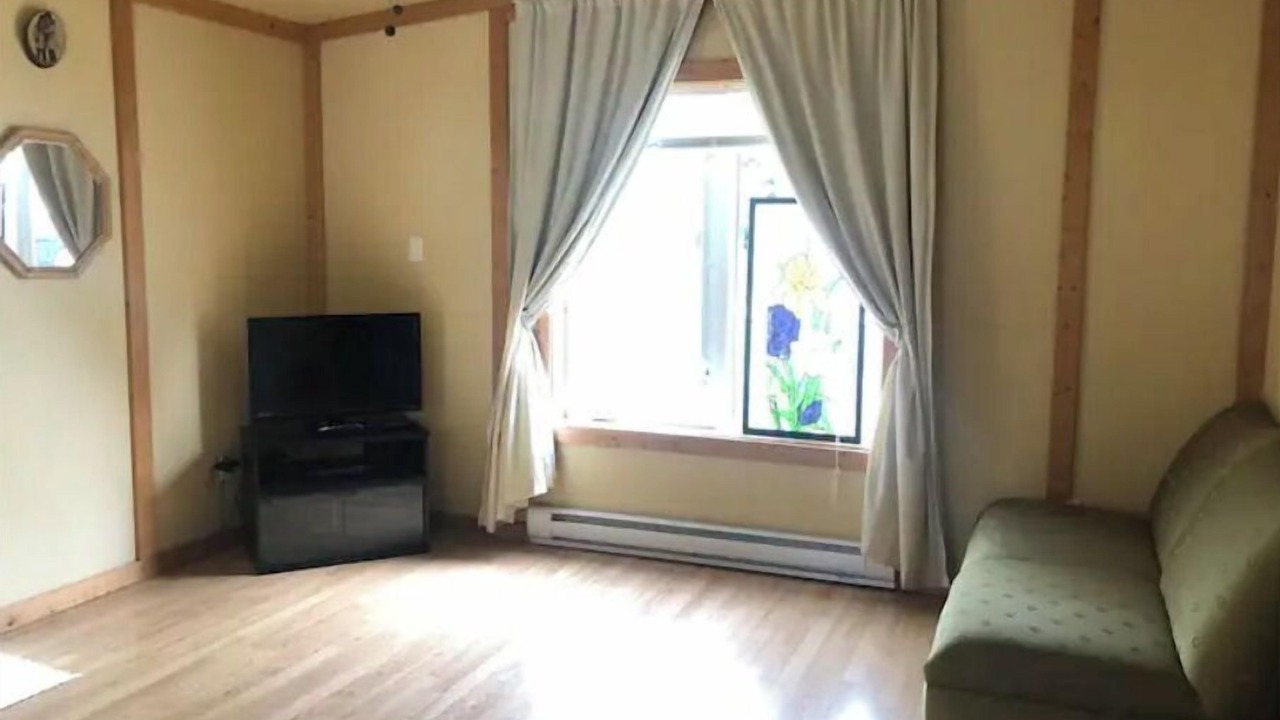 Photo of Livingroom in South Baymouth