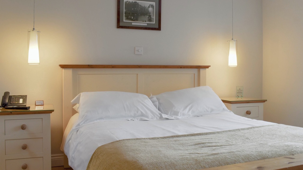 Photo of Others in Norton Sub Hamdon