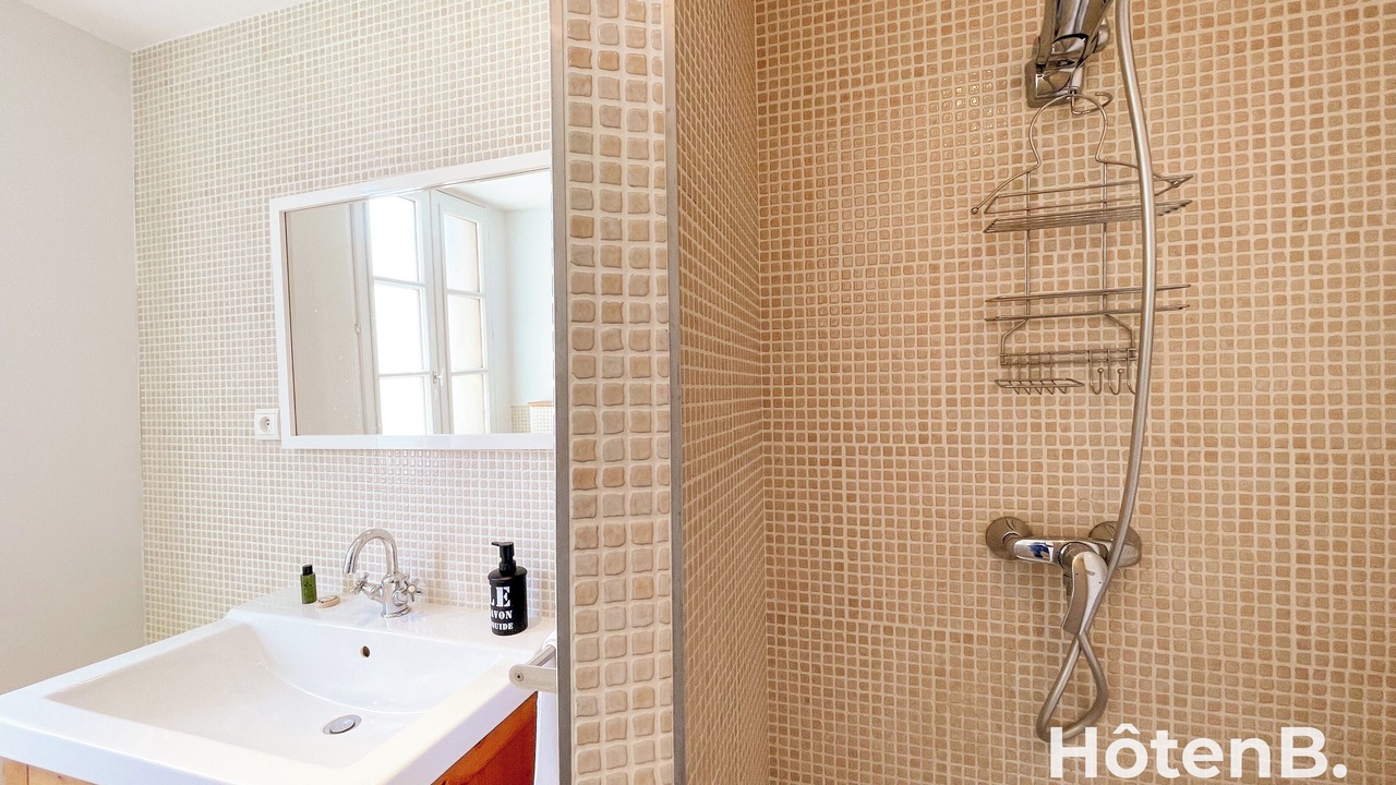 Photo of Bathroom in Limoges