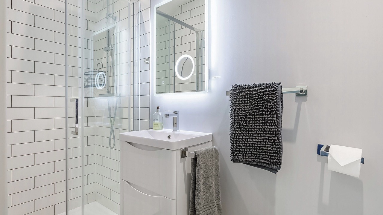 Photo of Bathroom in Saham Toney