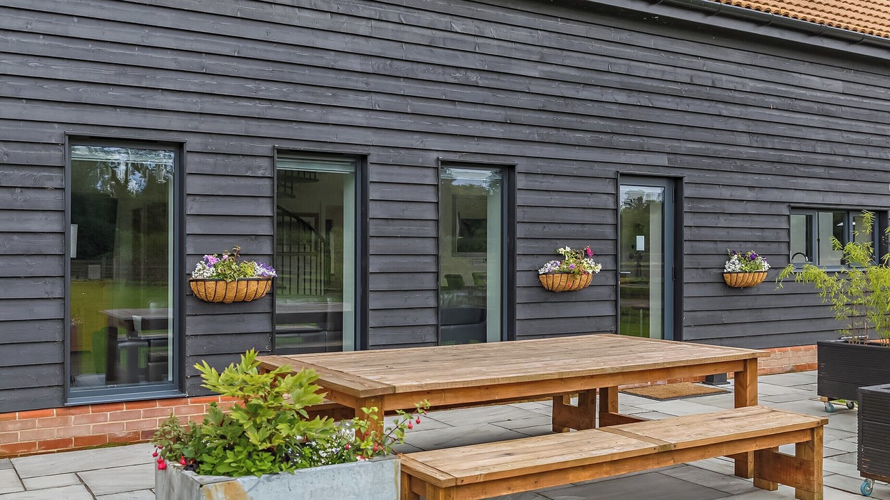 Photo of Others in Saham Toney