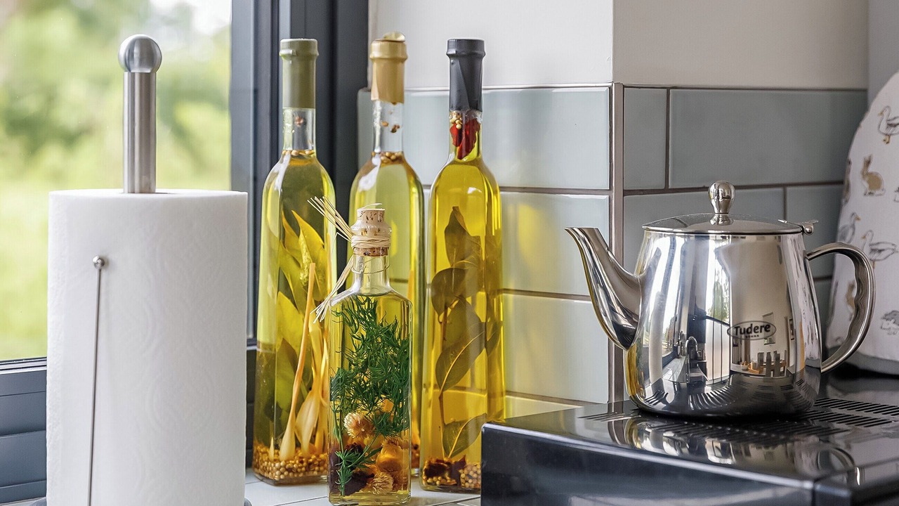 Photo of Others in Saham Toney