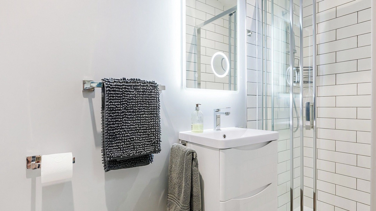 Photo of Bathroom in Saham Toney