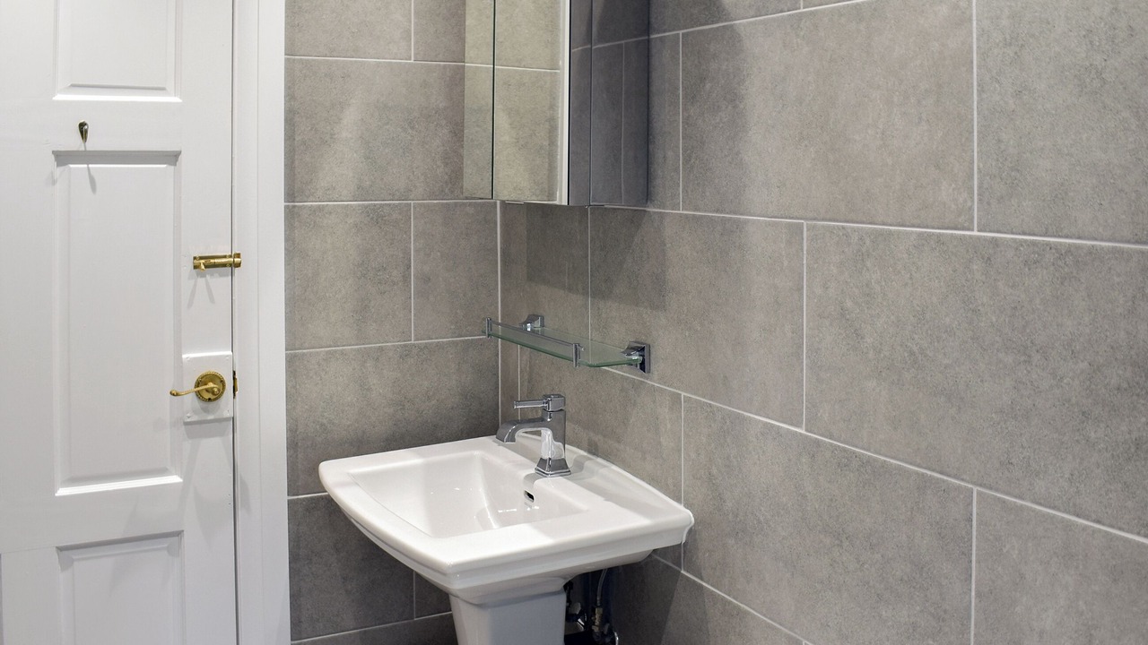 Photo of Bathroom in Waterhead