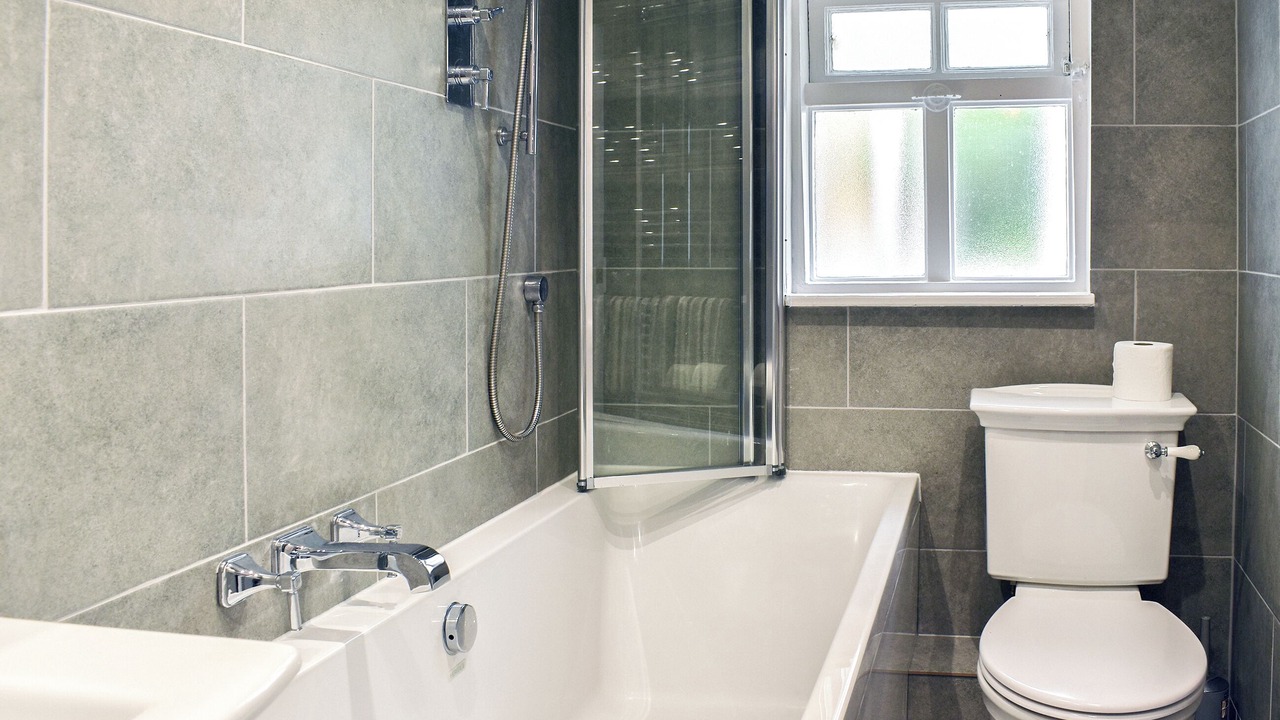 Photo of Bathroom in Waterhead