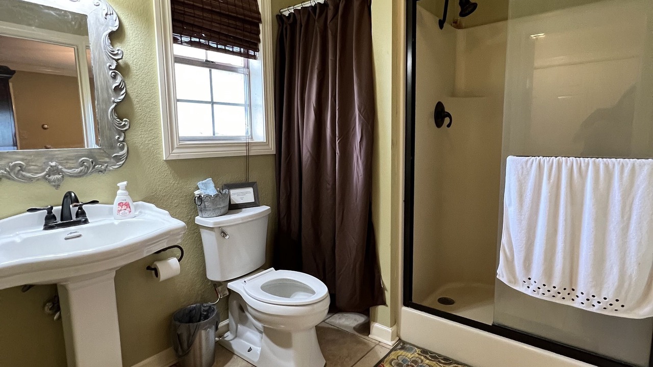 Photo of Bathroom in Natchez