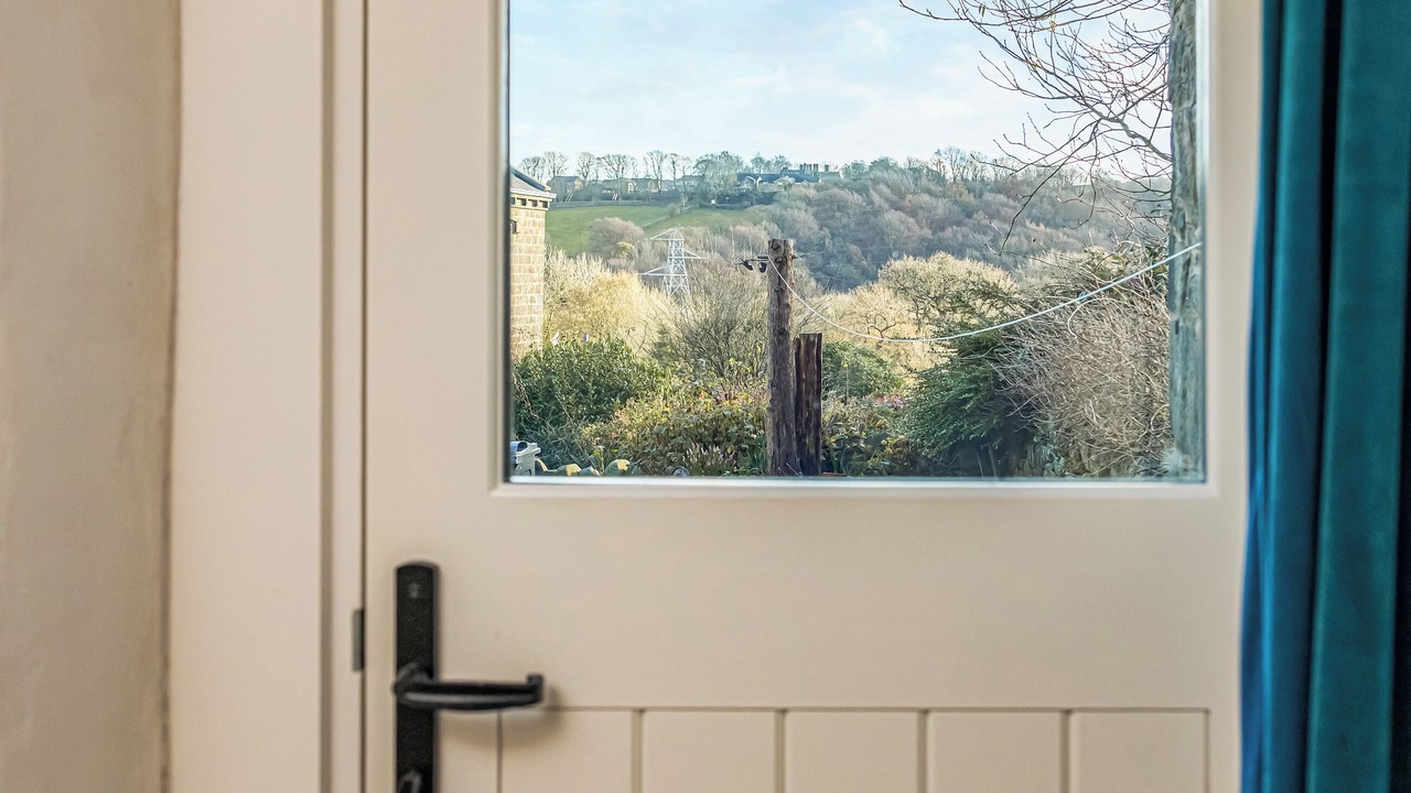 Photo of Others in Oakworth