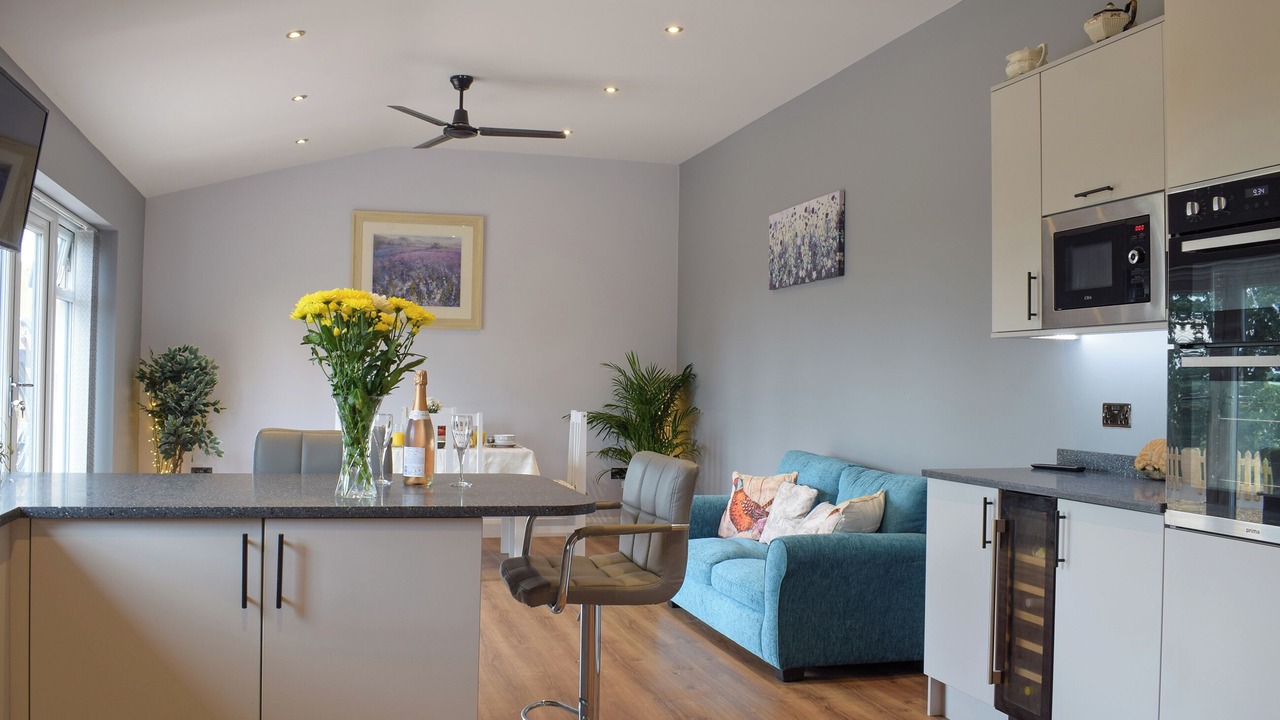 Photo of Others in Hope under Dinmore