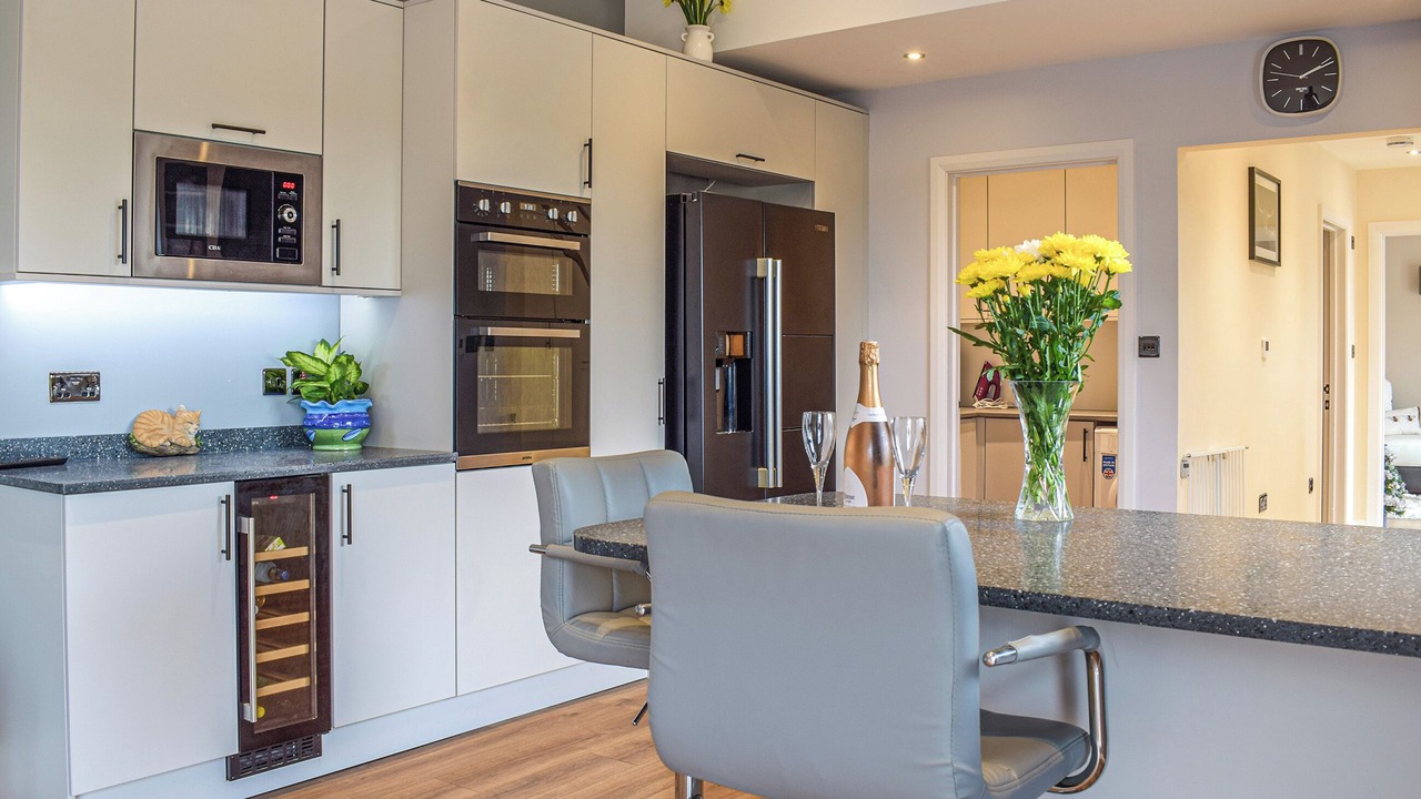 Photo of Others in Hope under Dinmore