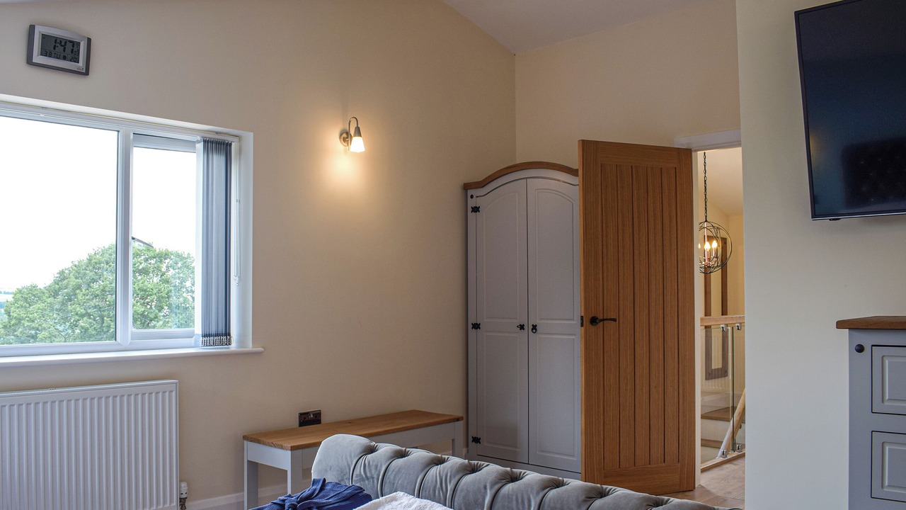 Photo of Others in Hope under Dinmore