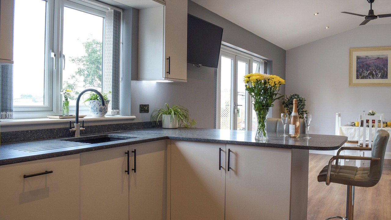 Photo of Others in Hope under Dinmore