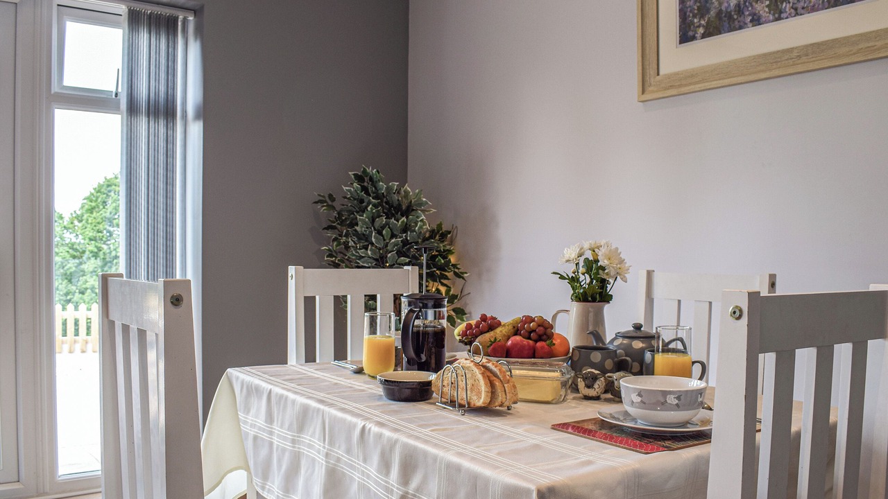 Photo of Others in Hope under Dinmore