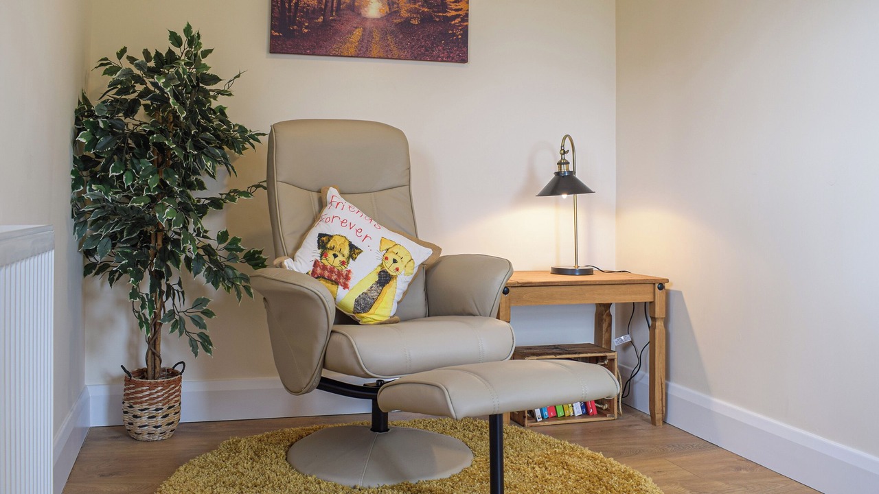 Photo of Others in Hope under Dinmore