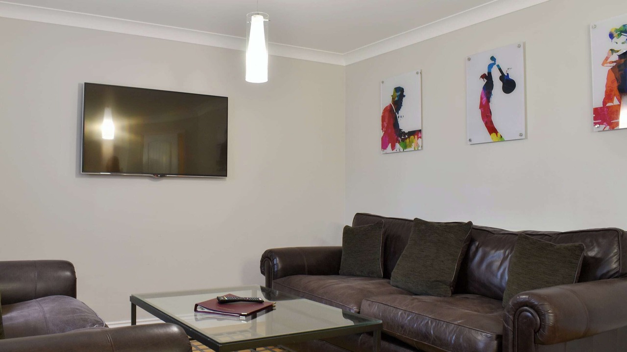 Photo of Others in Norton Sub Hamdon