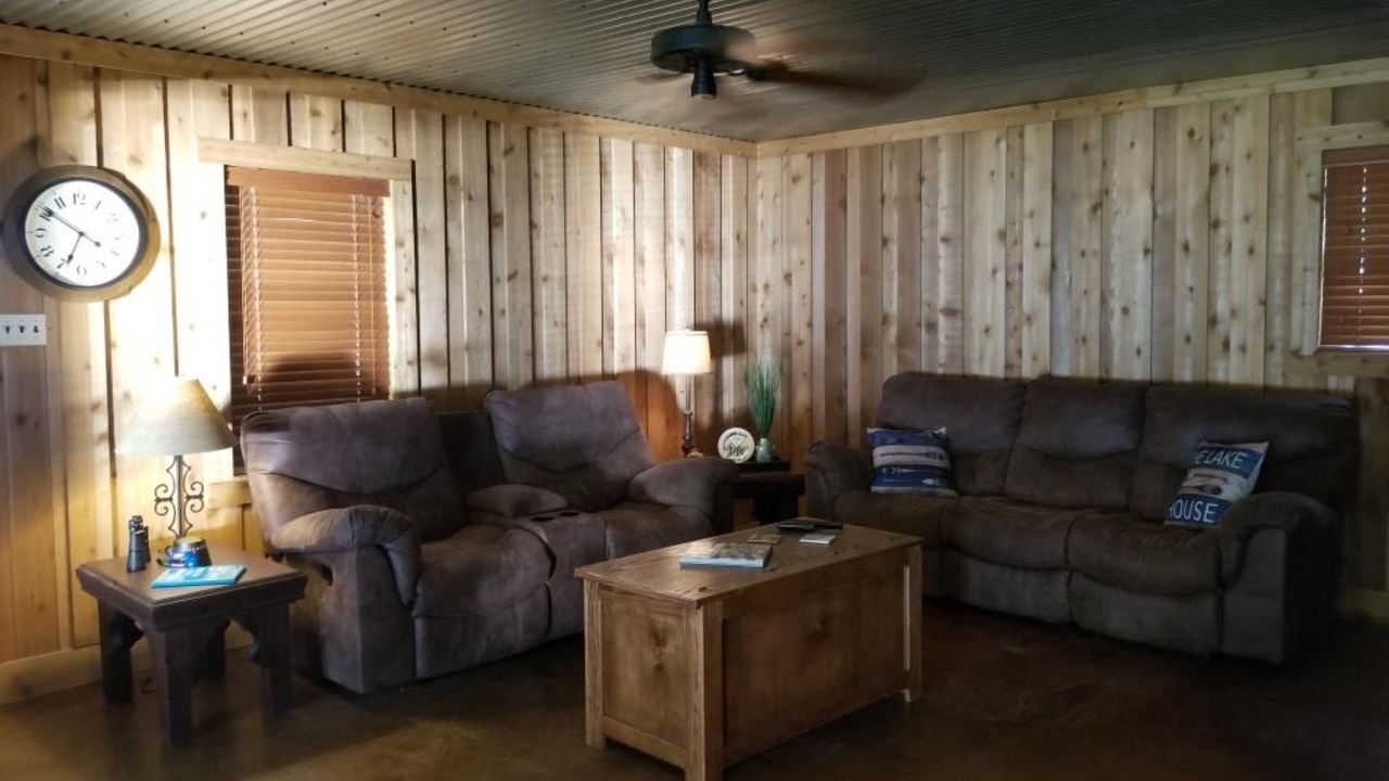 Photo of Livingroom in Wills Point