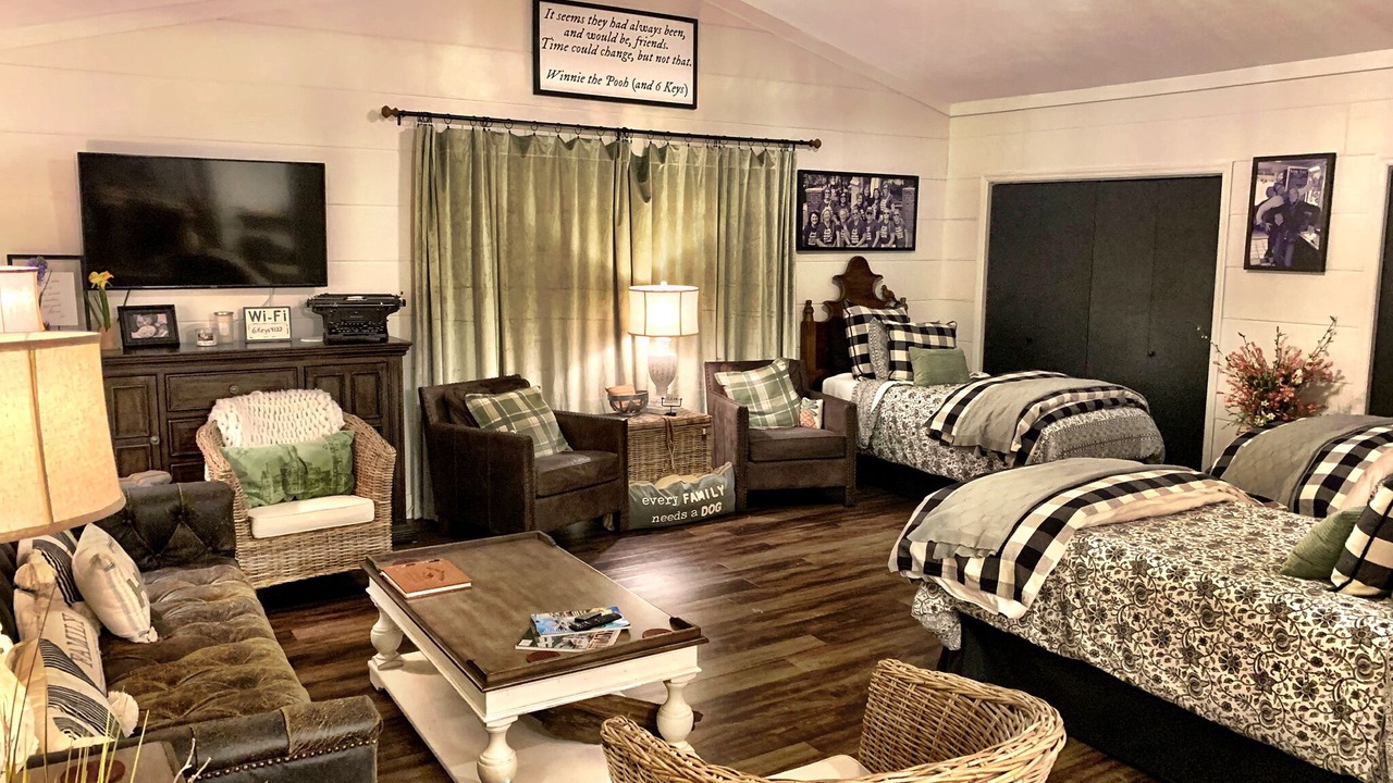 Photo of Bedroom in Morganfield