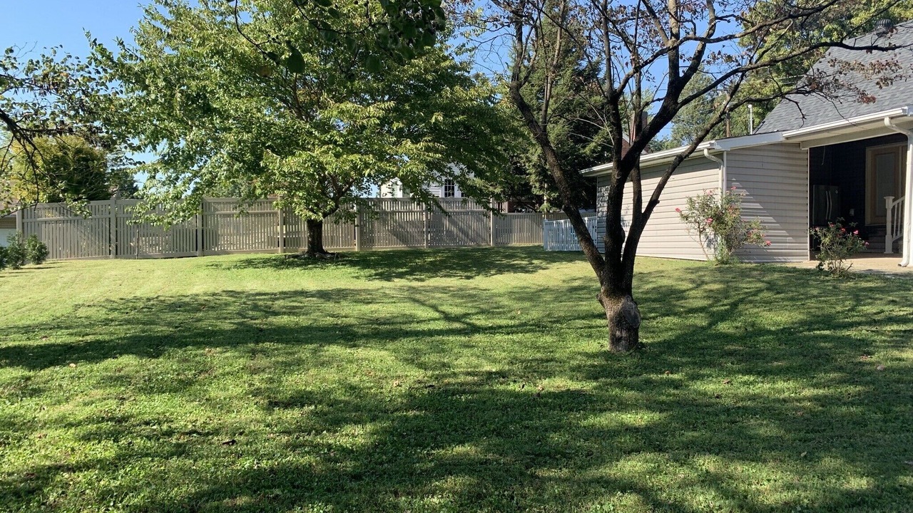 Photo of Outdoor in Morganfield