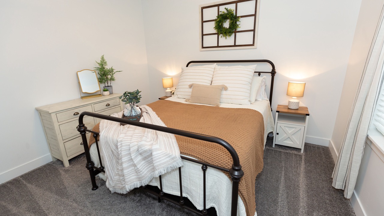 Photo of Bedroom in Eagle Mountain