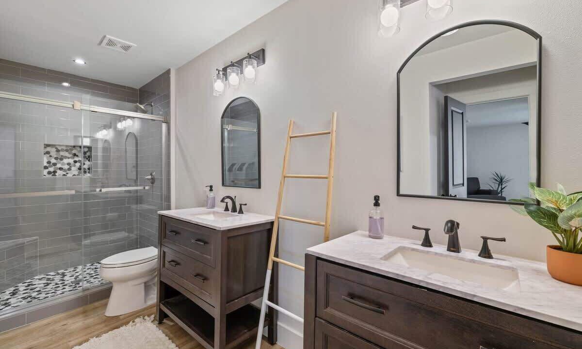 Photo of Bathroom in Cedar Park