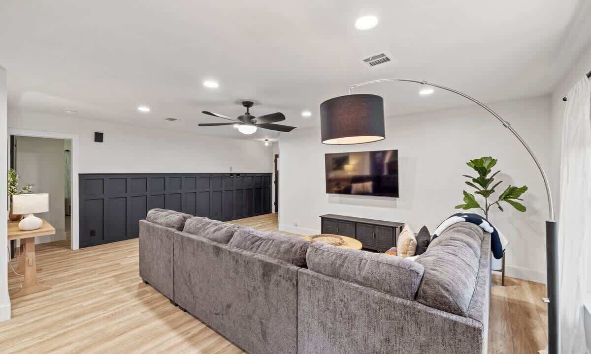 Photo of Livingroom in Cedar Park