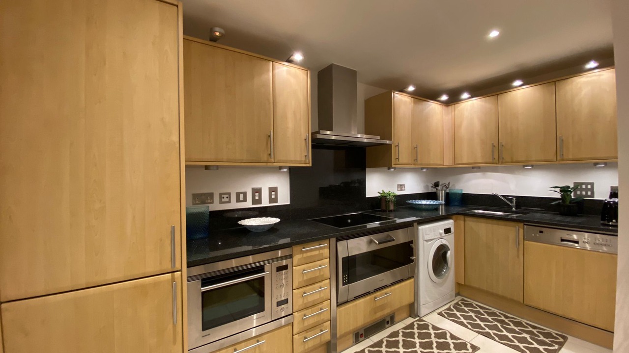 Photo of Others in Vauxhall