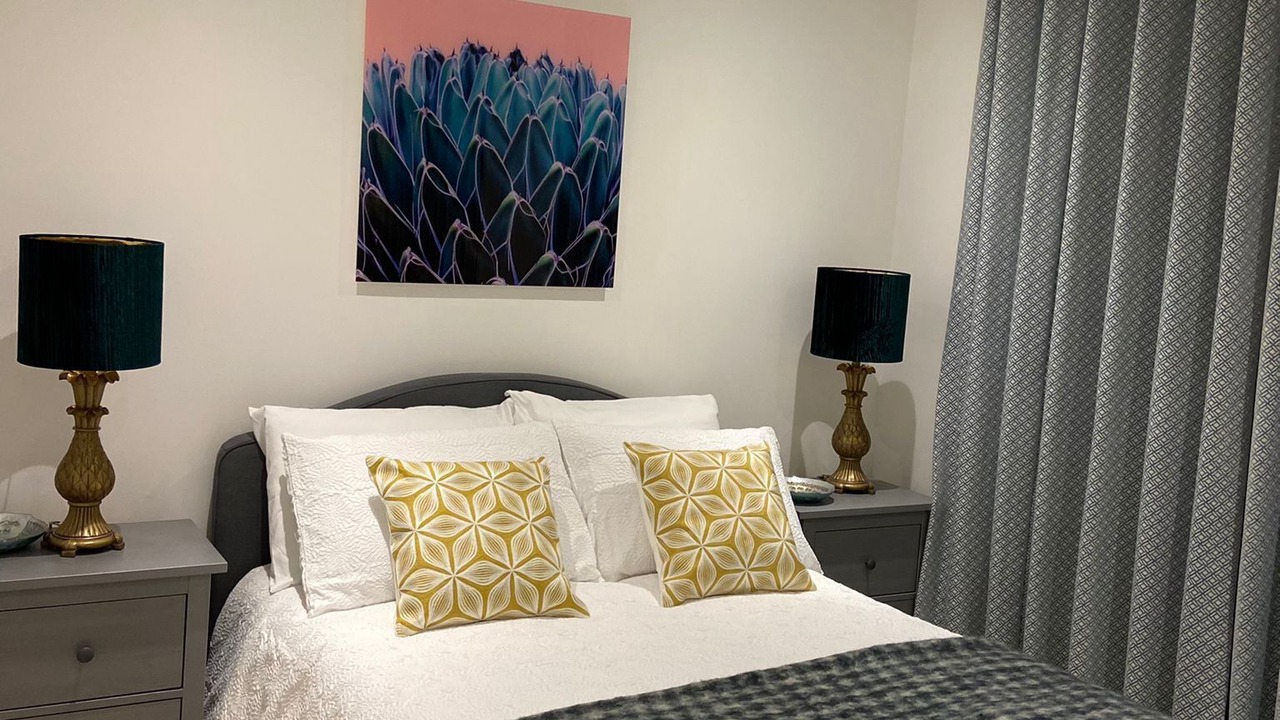 Photo of Others in Vauxhall