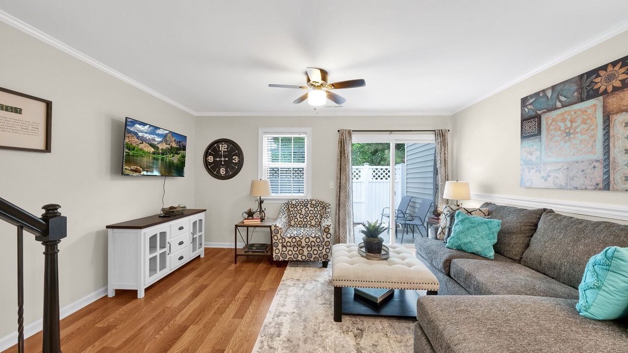 Photo of Livingroom in Northeast Raleigh