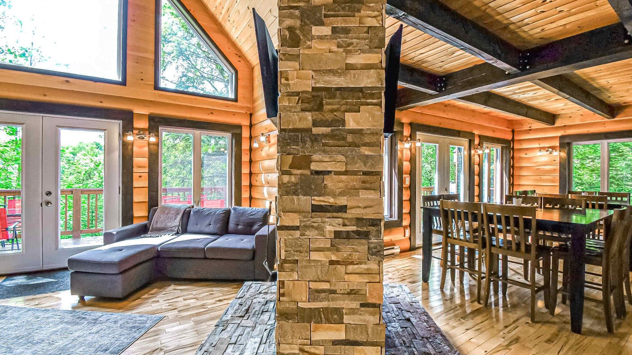 Photo of Livingroom in Brownsburg-Chatham