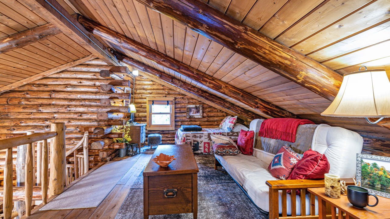 Photo of Livingroom in Adams