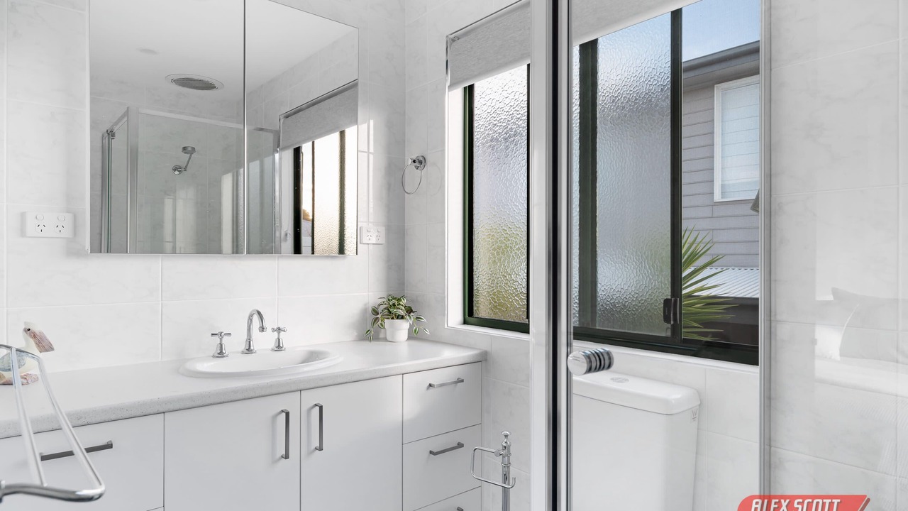 Photo of Bathroom in Cape Woolamai