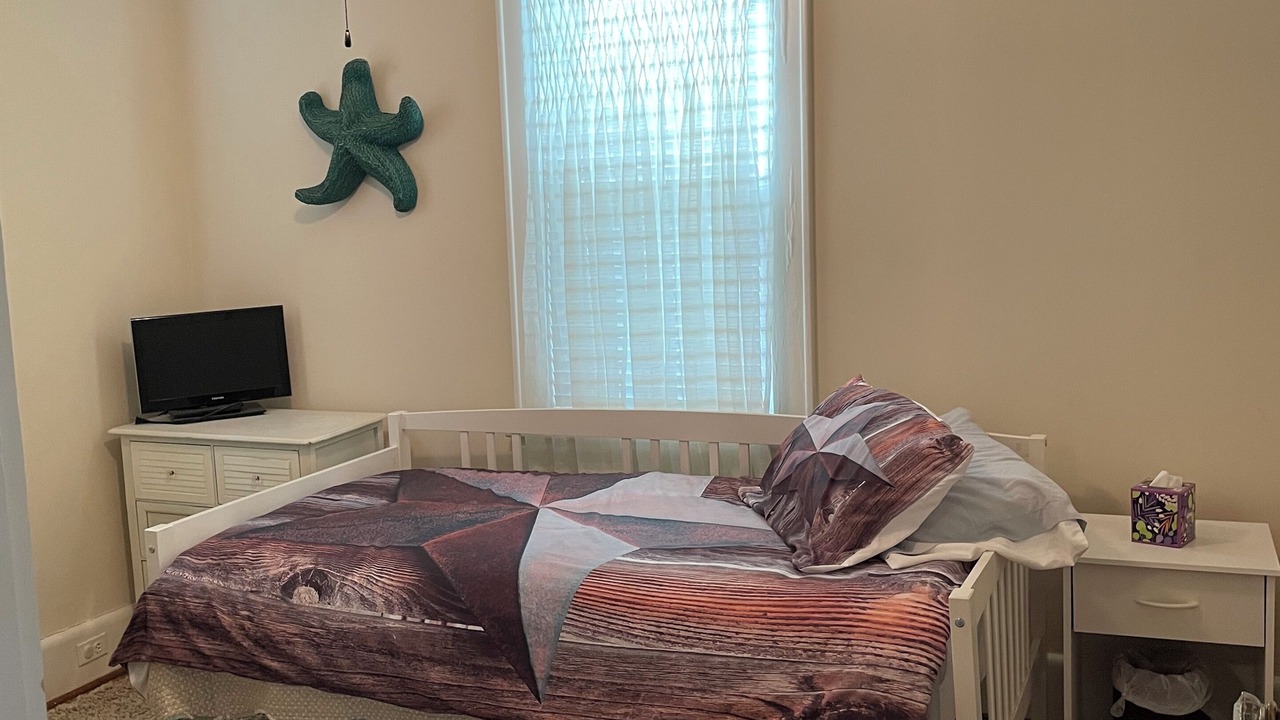Photo of Bedroom in Edenton