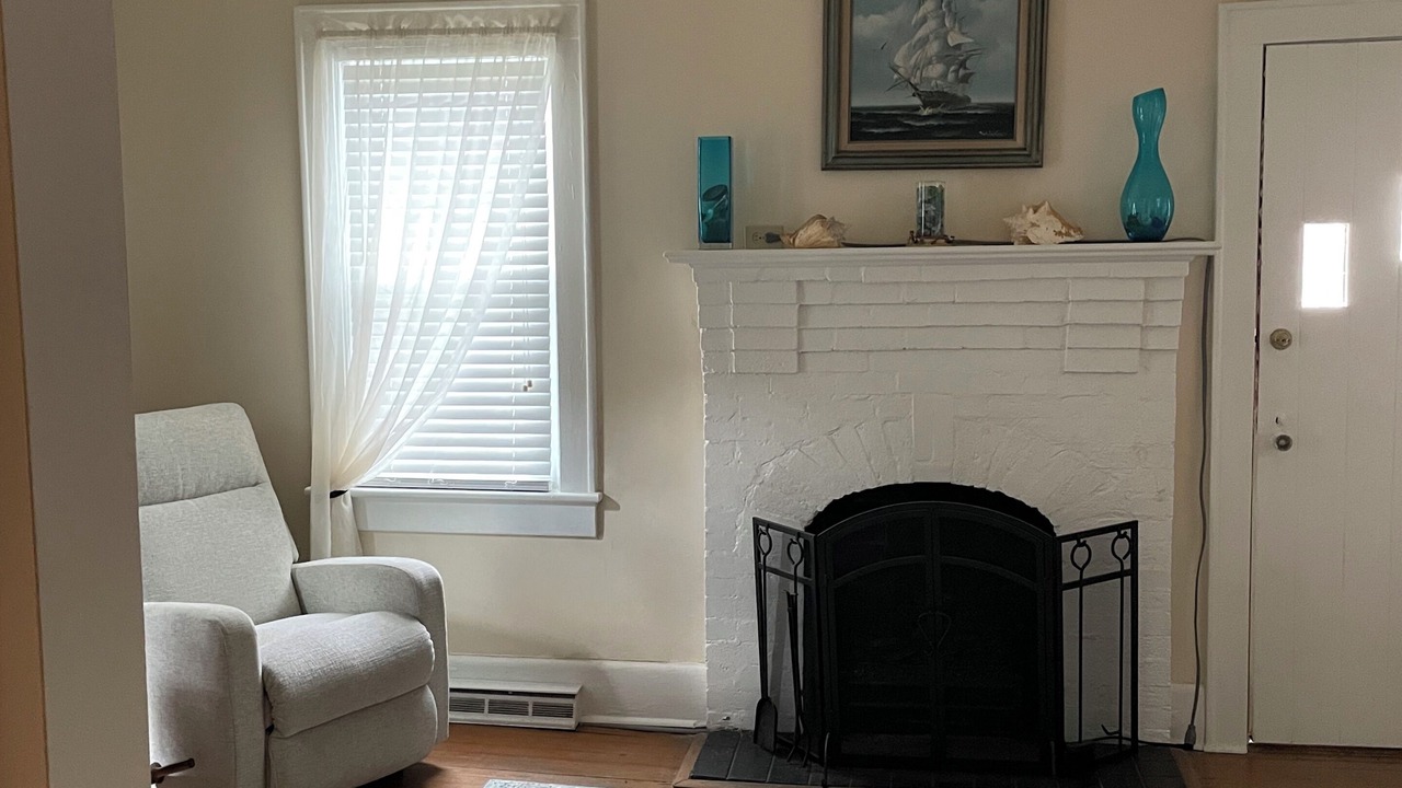 Photo of Livingroom in Edenton