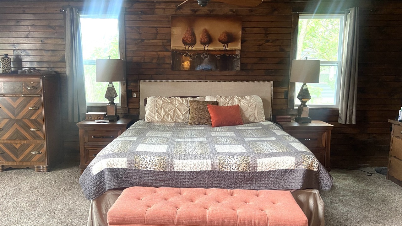 Photo of Bedroom in Camanche