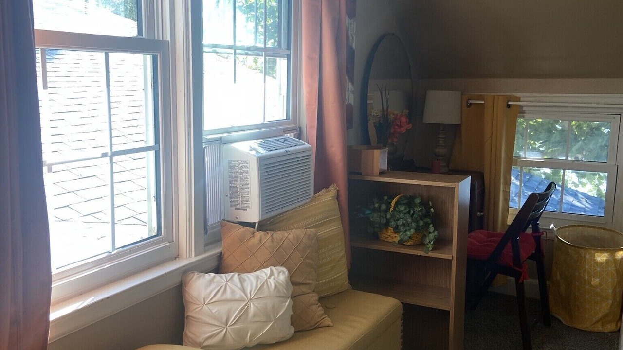 Photo of Bedroom in Camanche