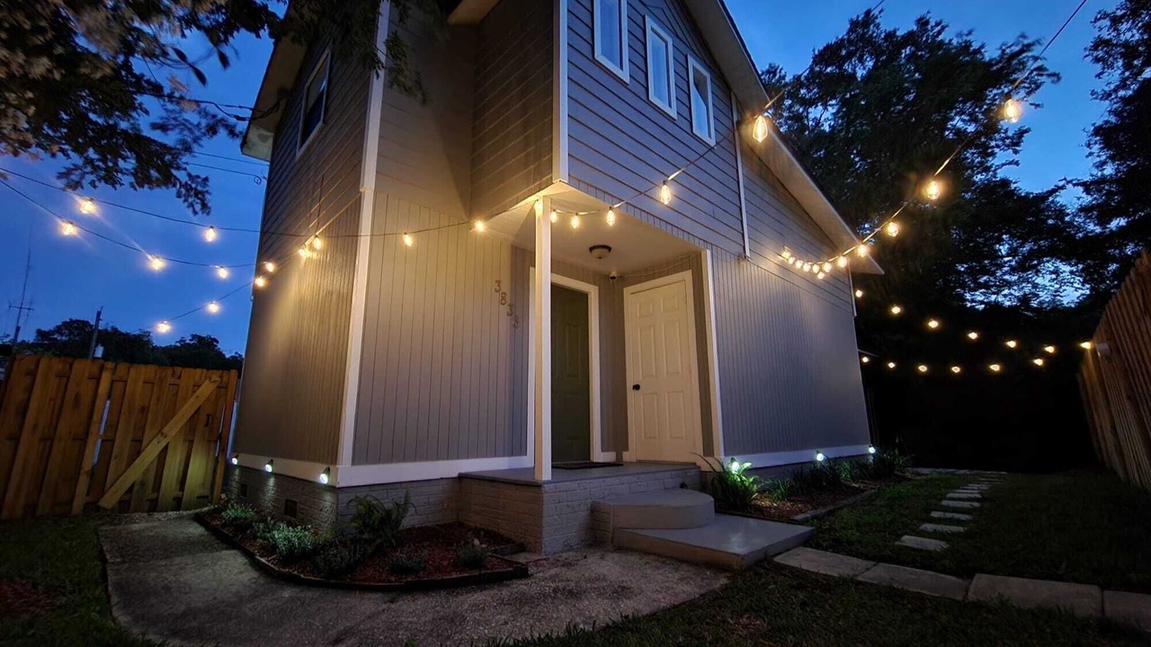 Photo of Outdoor in Avondale