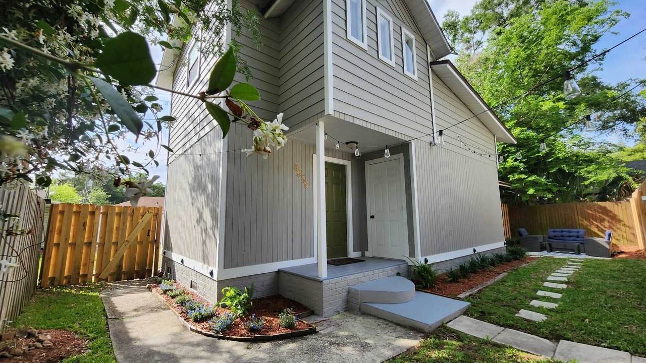 Photo of Outdoor in Avondale