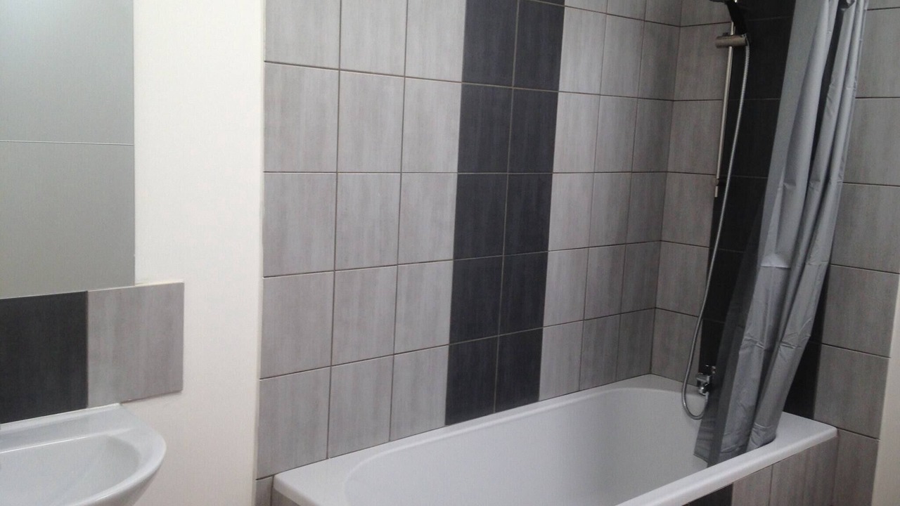 Photo of Bathroom in Duil-sur-le-Mignon