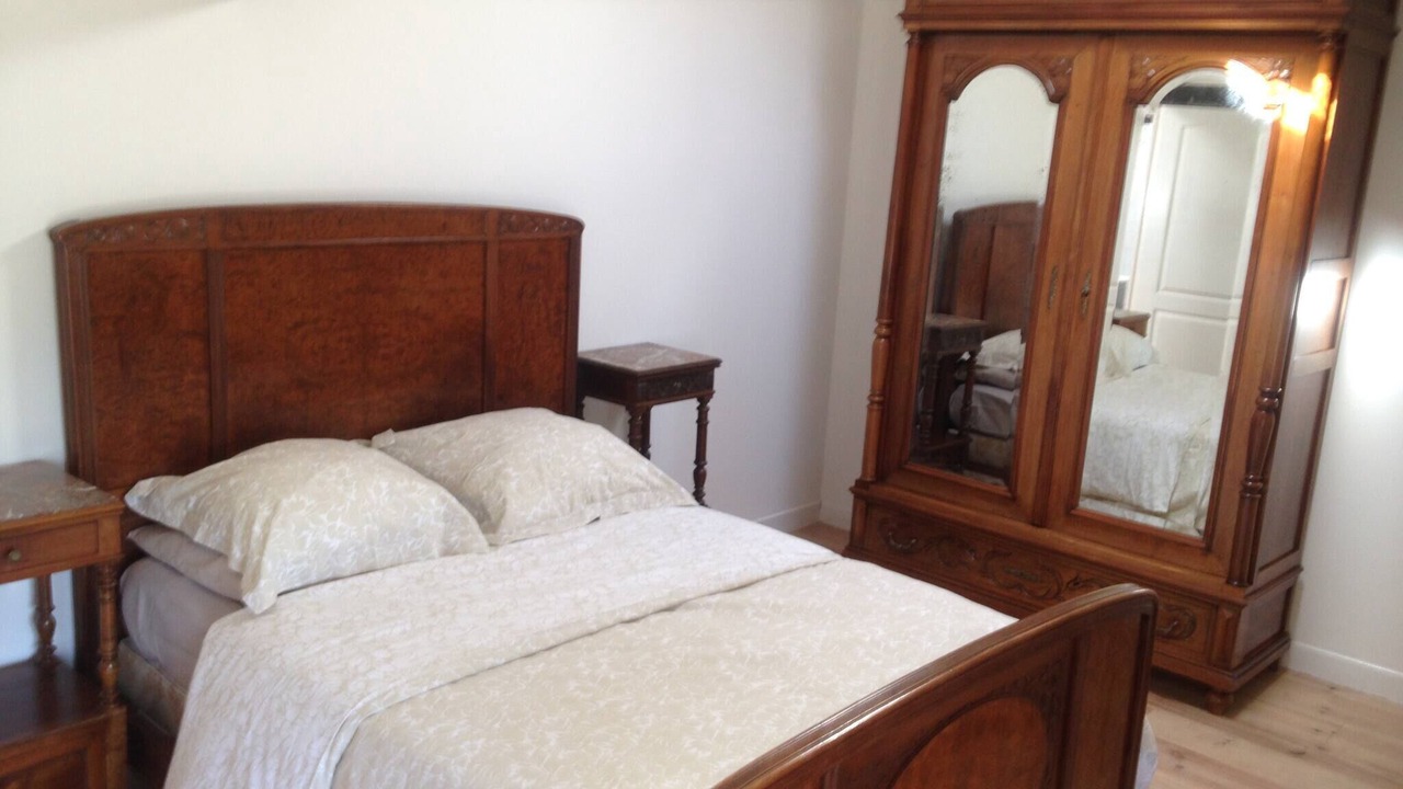 Photo of Bedroom in Duil-sur-le-Mignon