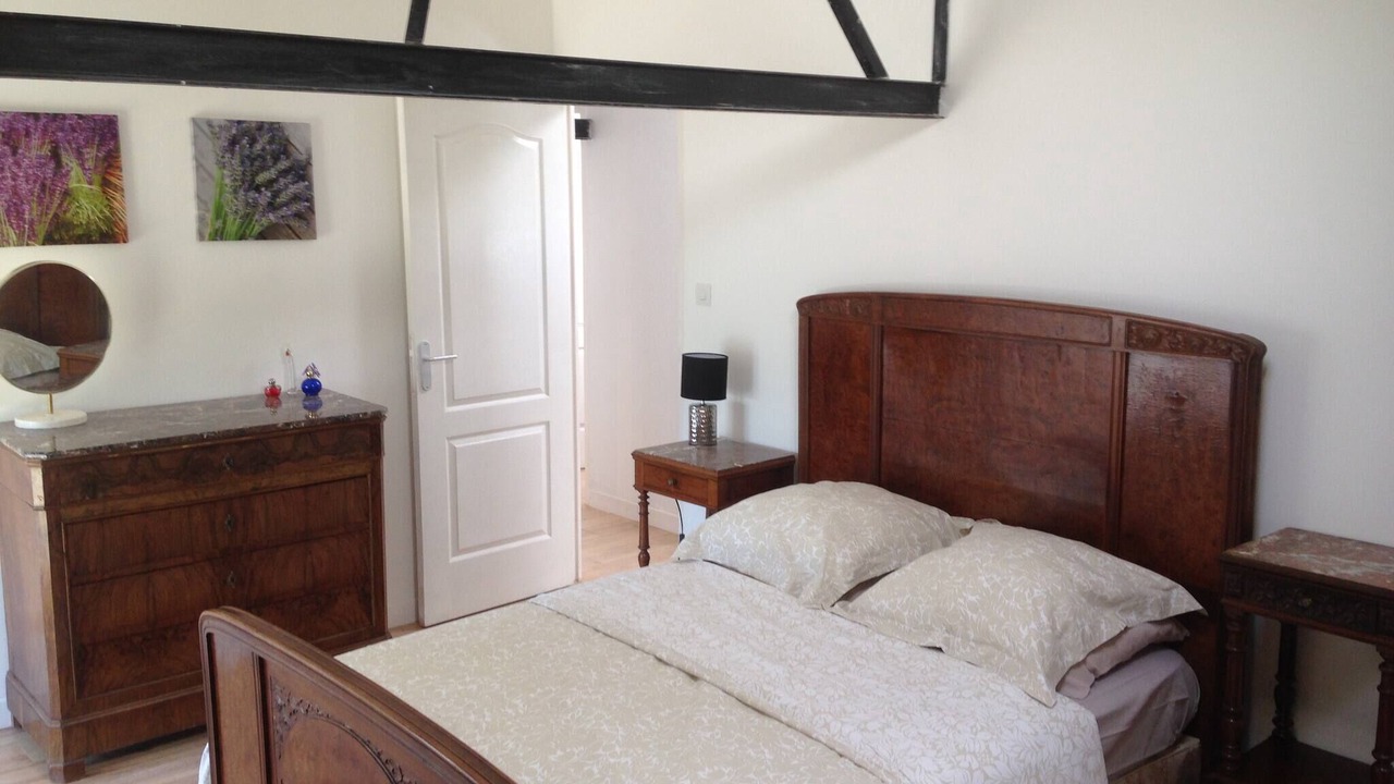 Photo of Bedroom in Duil-sur-le-Mignon