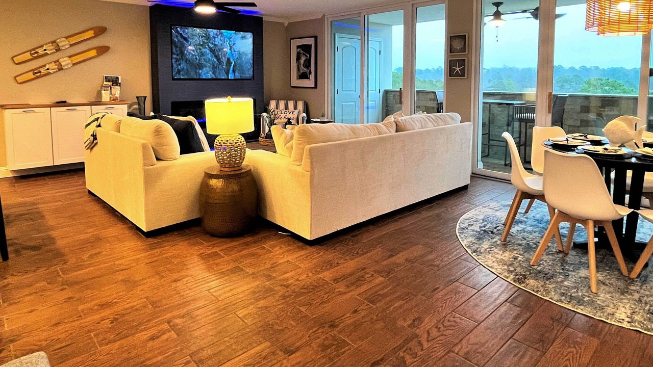 Photo of Livingroom in Mid America