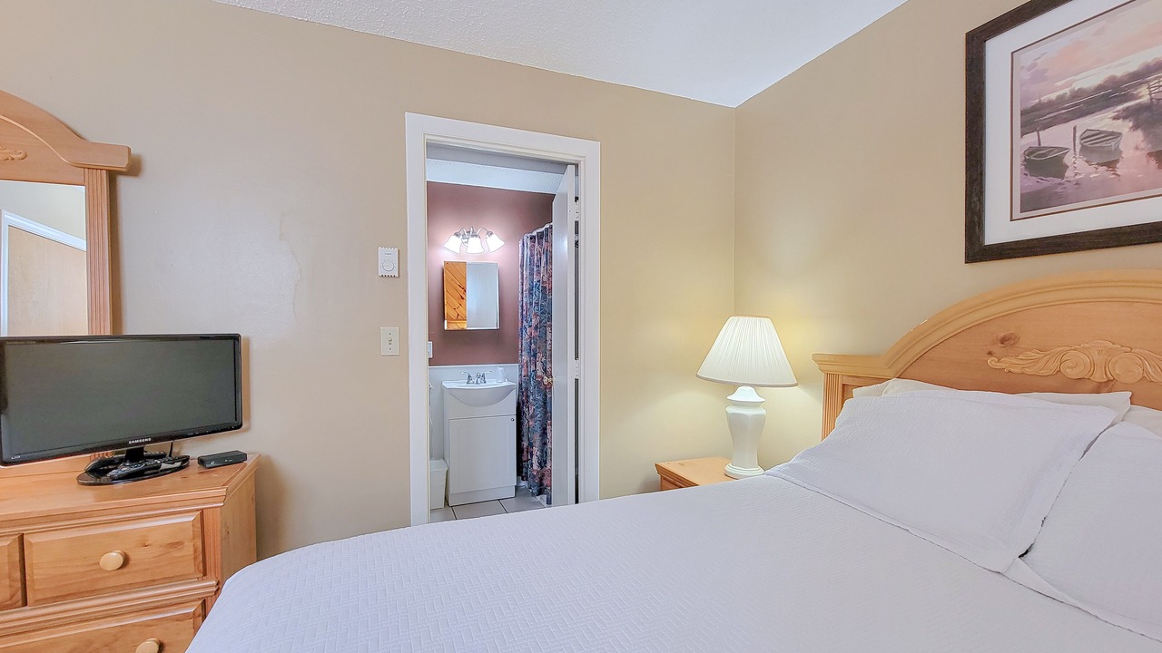 Photo of Bathroom in Weirs Beach