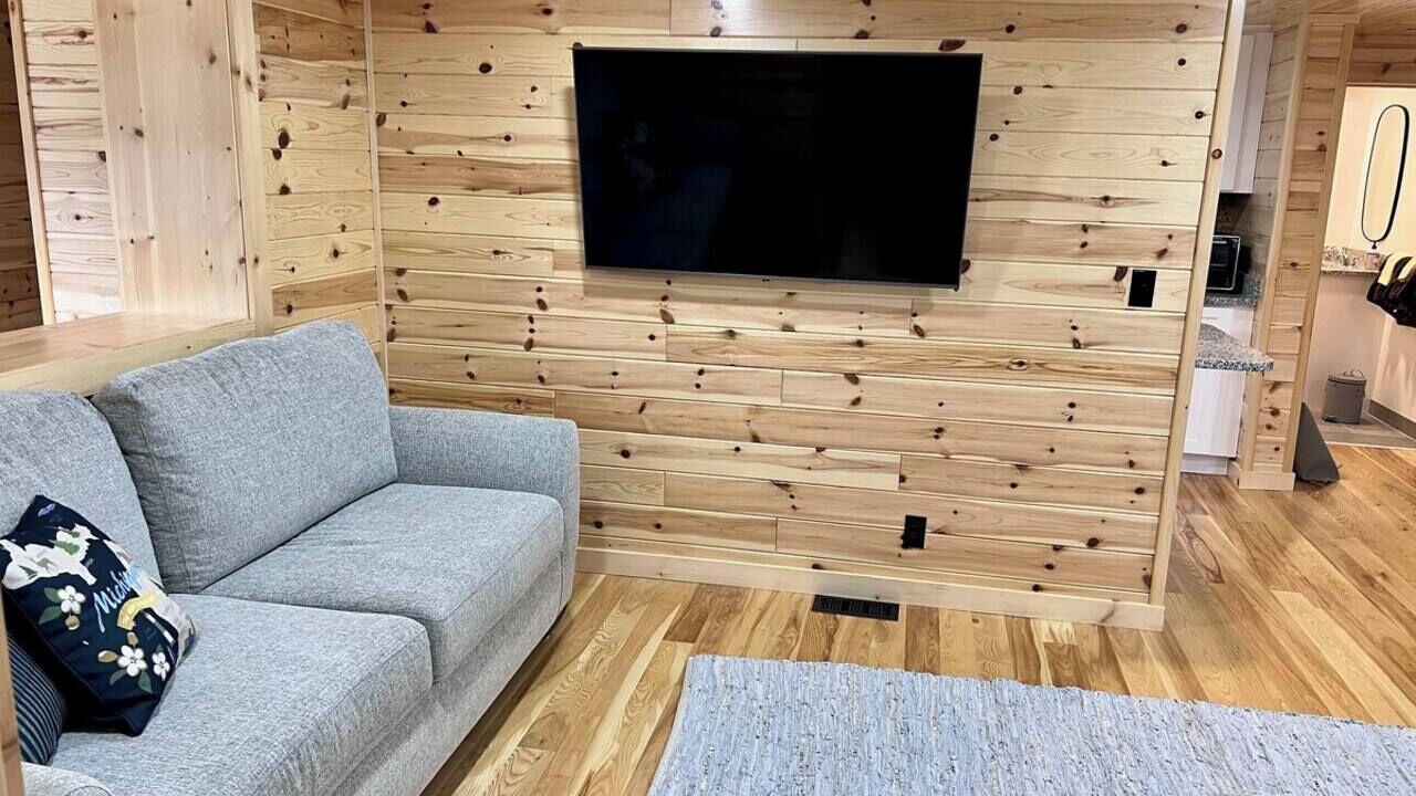Photo of Livingroom in Walloon Lake