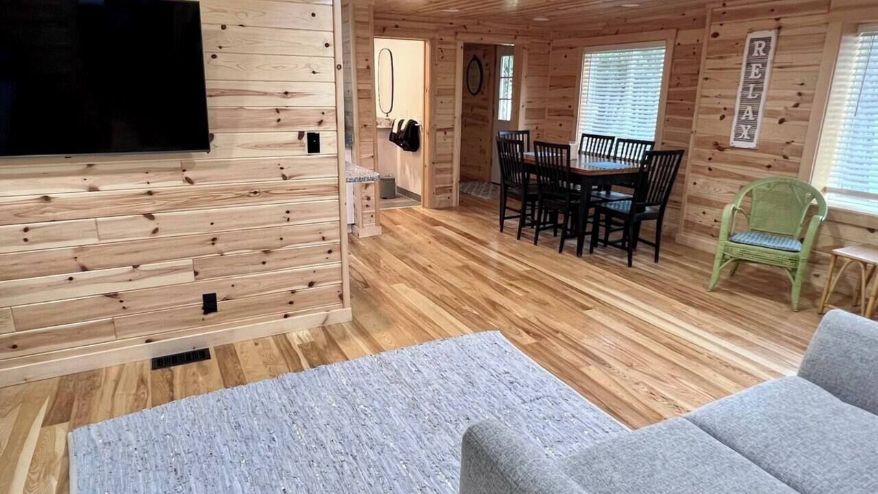 Photo of Livingroom in Walloon Lake