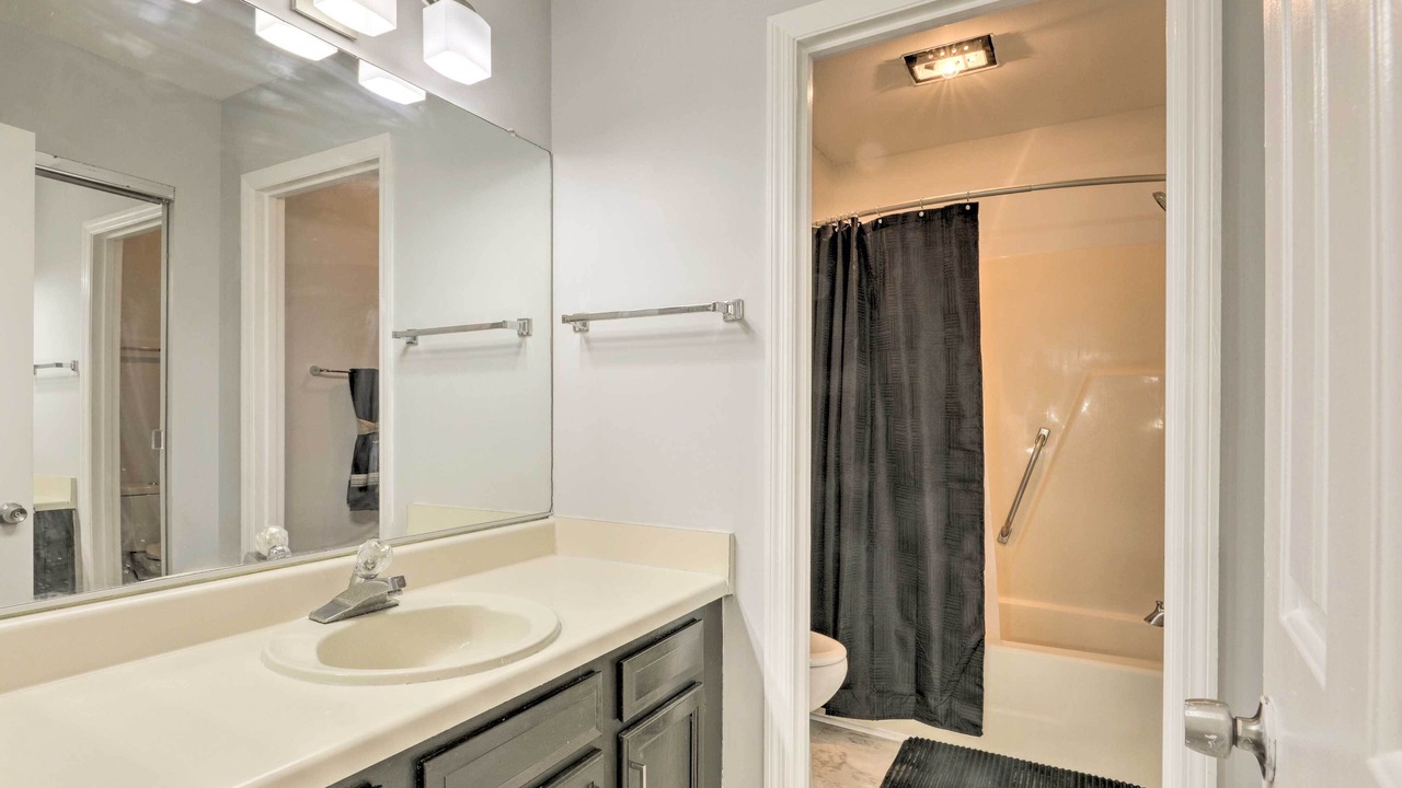 Photo of Bathroom in Antioch