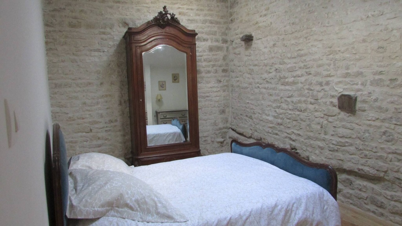 Photo of Bedroom in Duil-sur-le-Mignon