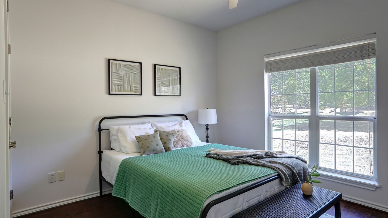 Photo of Bedroom in Emory